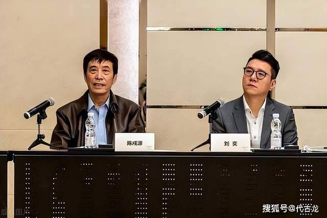 课代表趴下让我桶